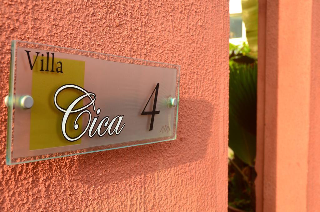 Hotel Maison Rouge Cotonou Exterior foto