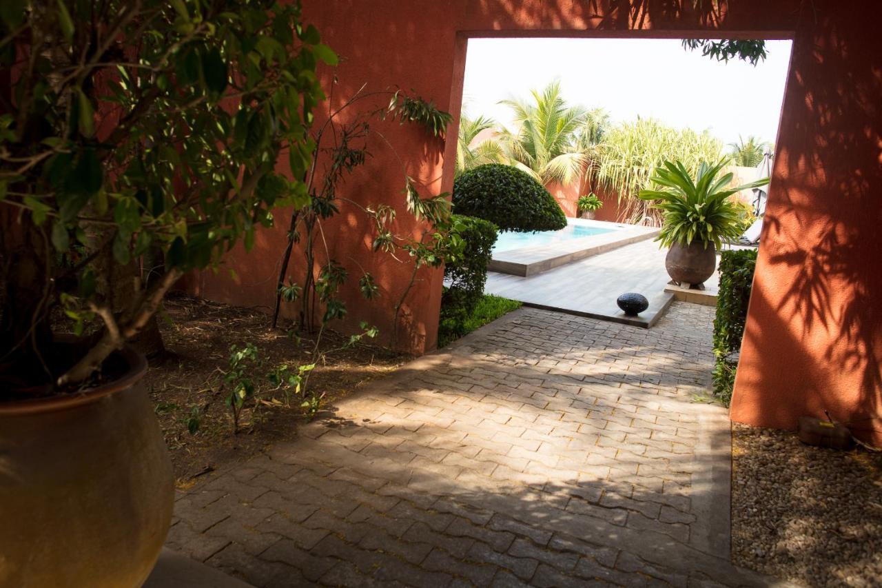 Hotel Maison Rouge Cotonou Exterior foto